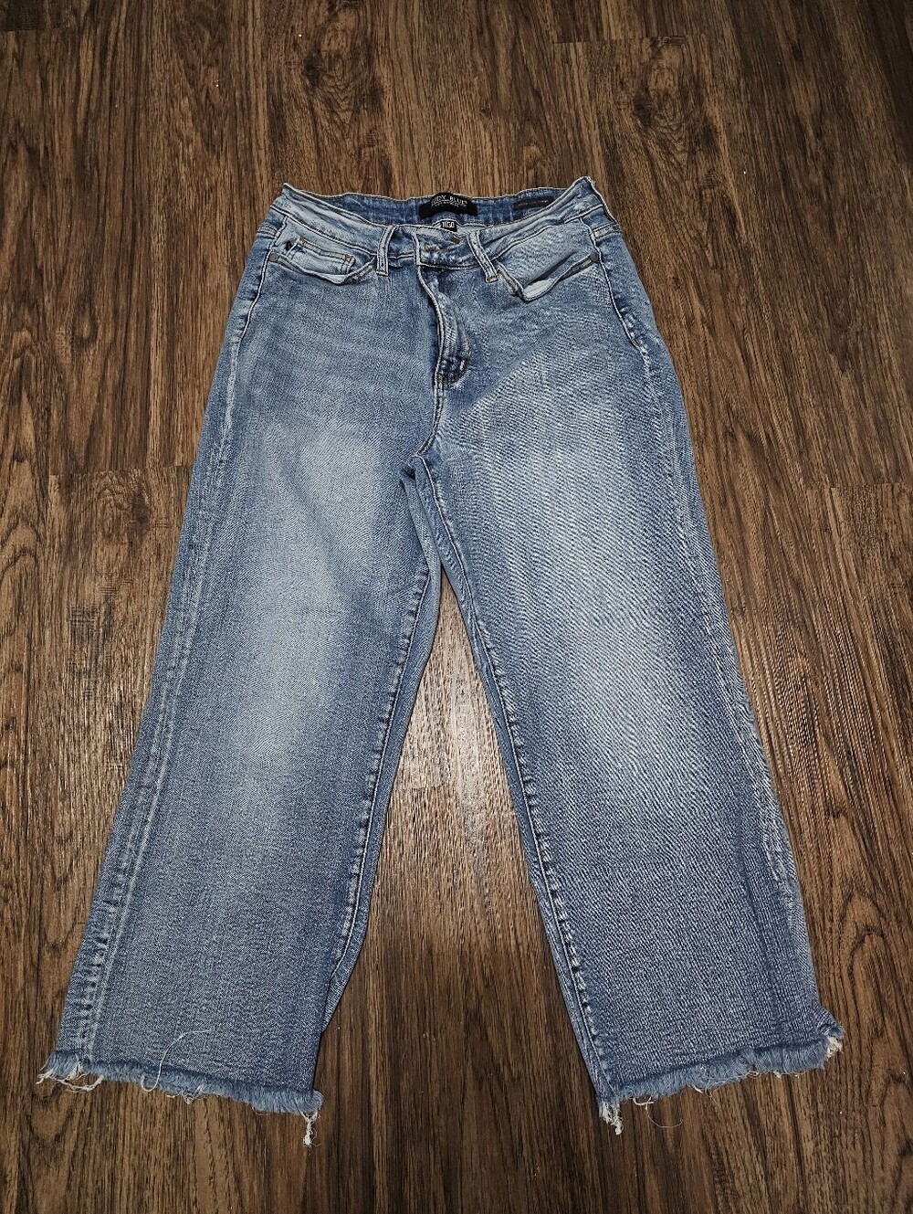 Judy Blue Wide Leg Crop